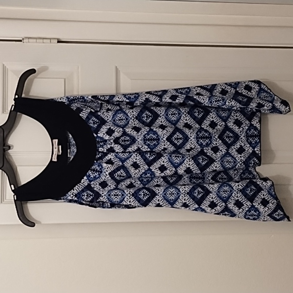 Carol Rose large blue mosaic top